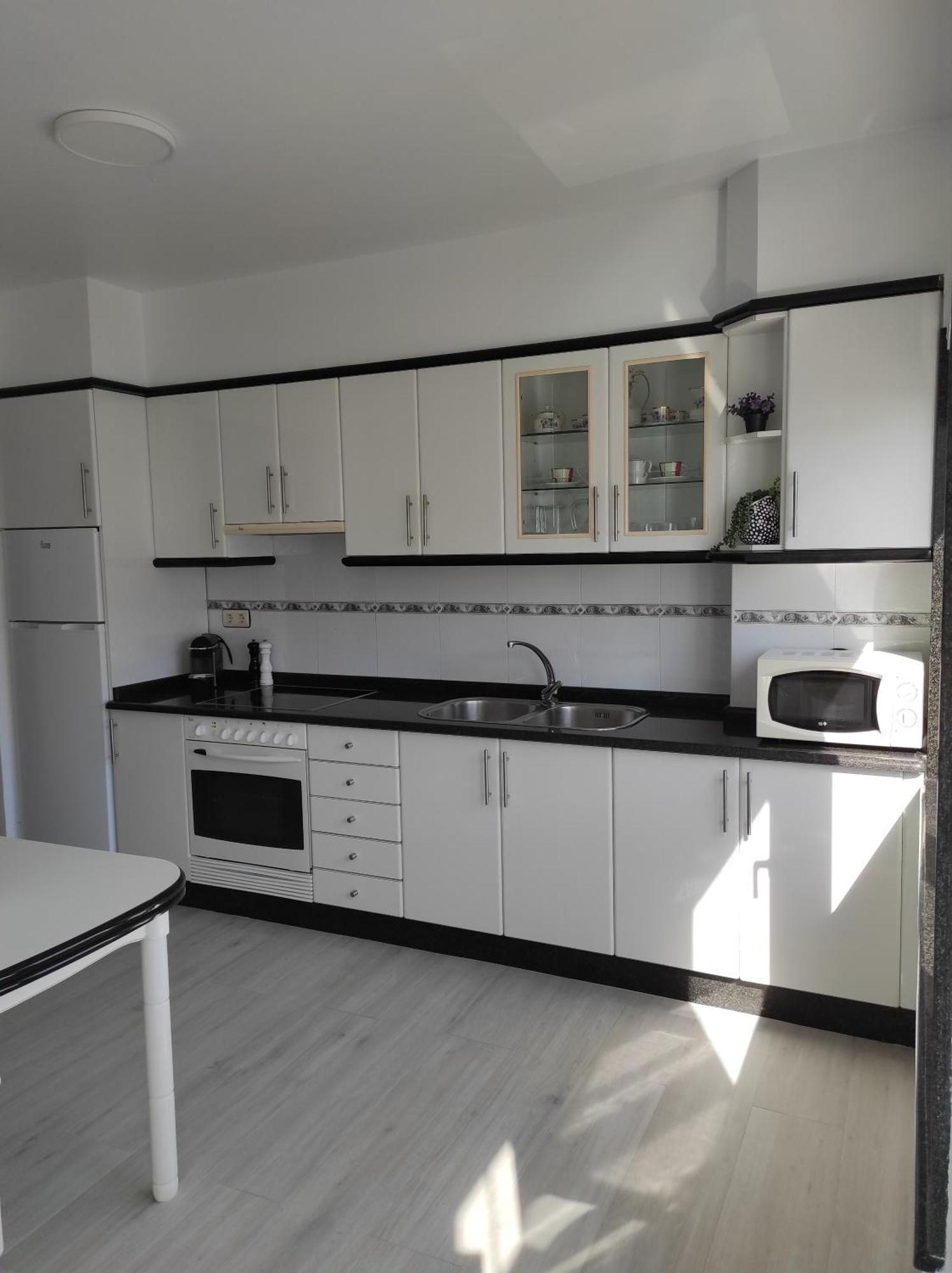 Area Pequena Apartment Ezaro Ngoại thất bức ảnh